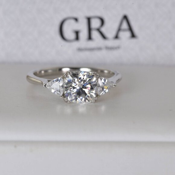 Moissanite 2.0ct Cushion Cut Engagement Ring - Picture 5 of 7